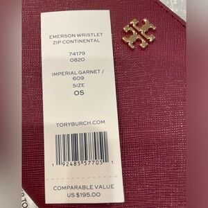 Tory Burch Emerson Wristlet
